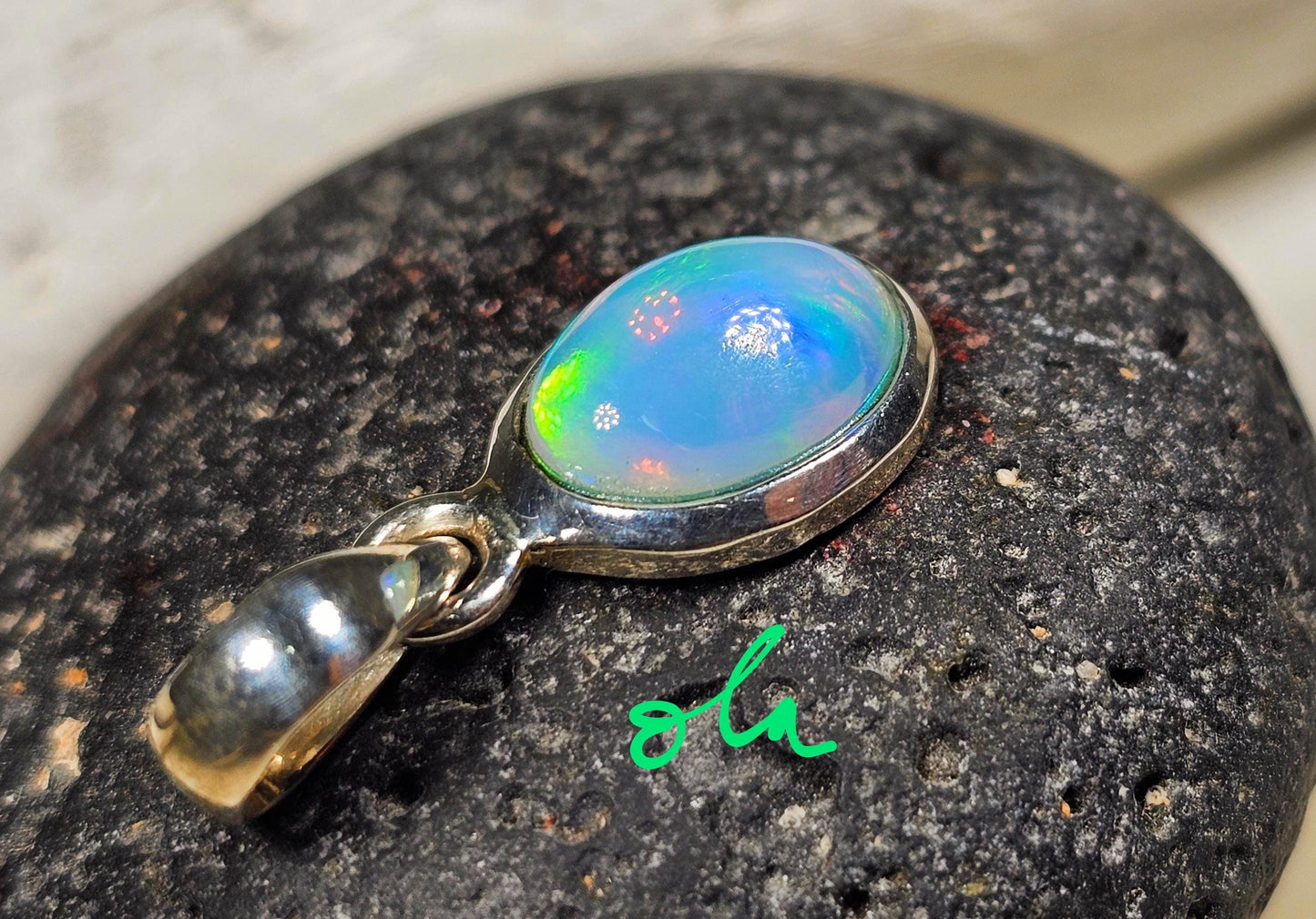 Silber Anhänger mit Opal