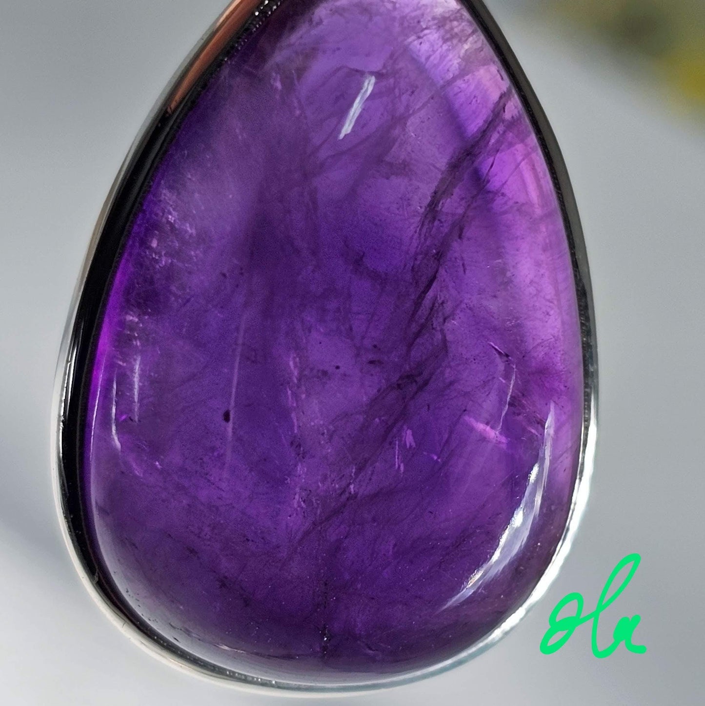 Handgefertigter Silberanhänger mit Amethyst