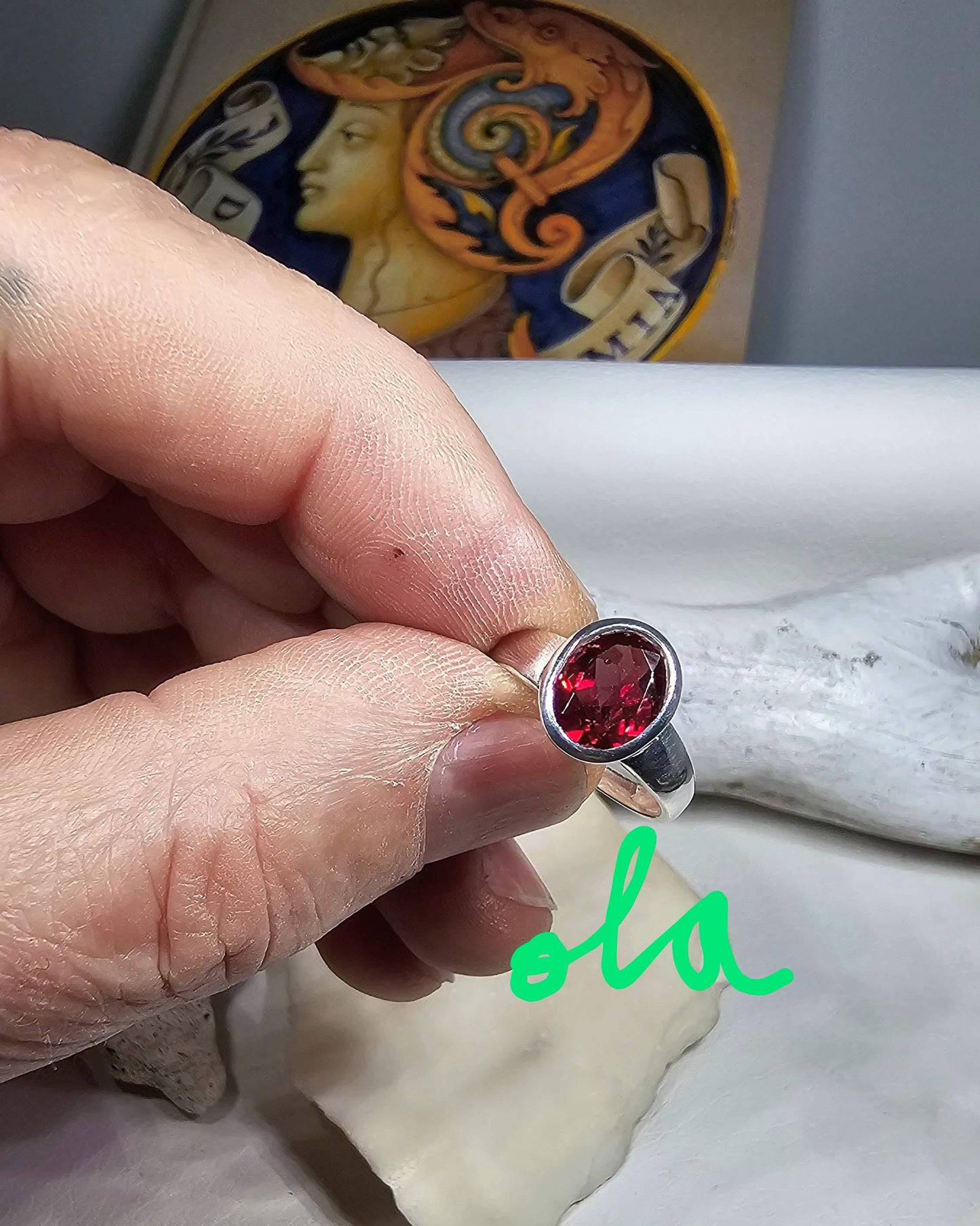 Ring mit Granat
