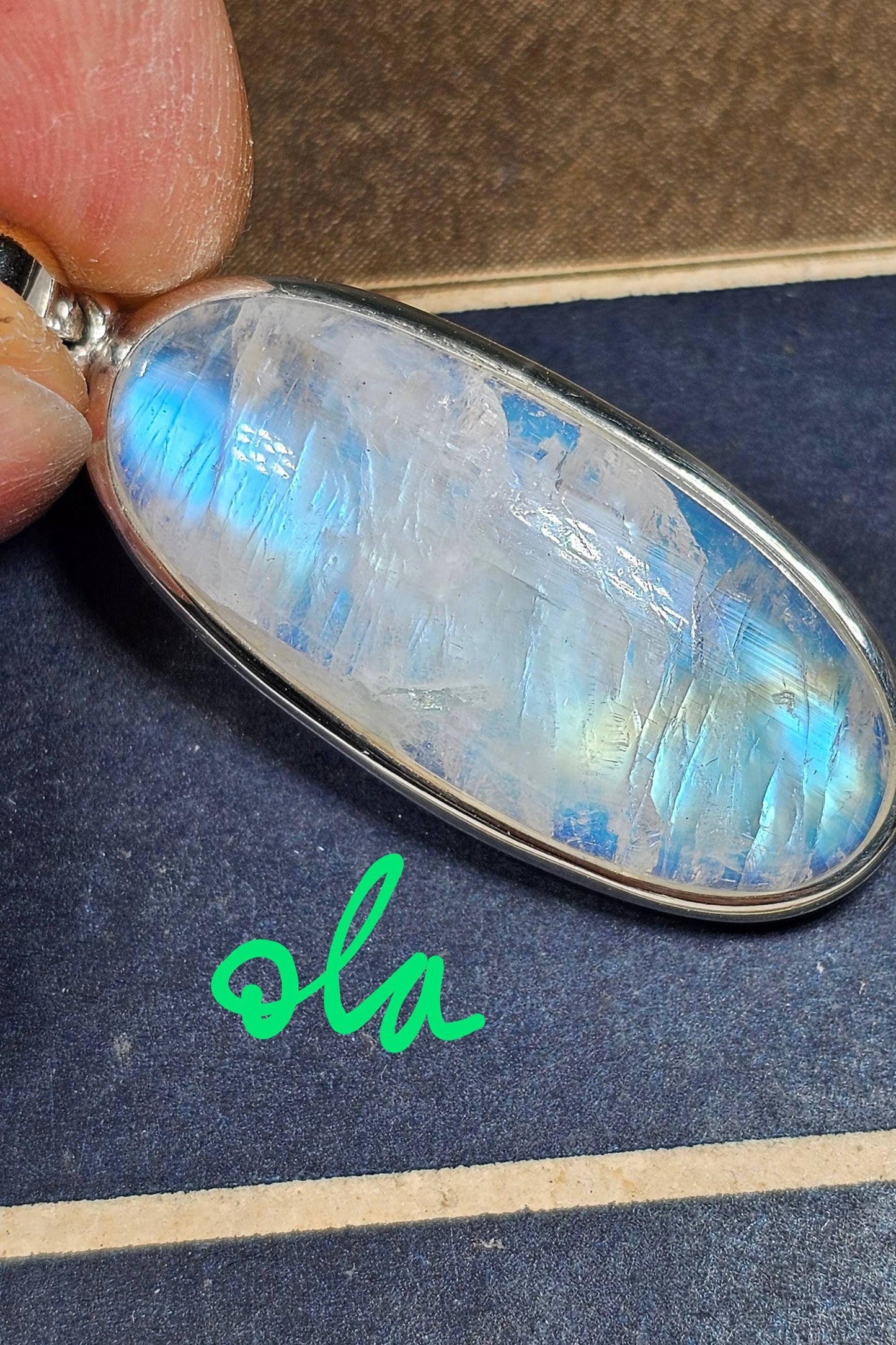 Silber Anhänger mit Mondstein
