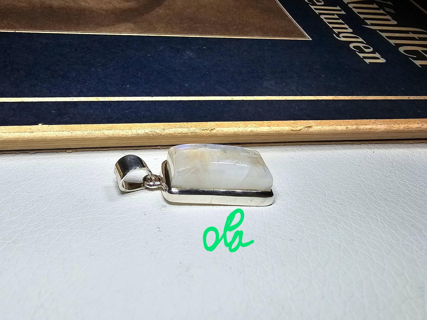 Silber Anhänger mit Mondstein
