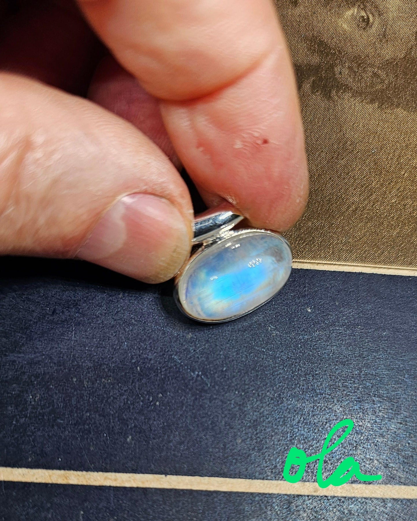 Silber Anhänger mit Mondstein