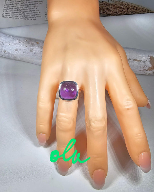 Handgefertigter Silberring mit Amethyst