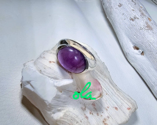 Handgefertigter Silberring mit Amethyst