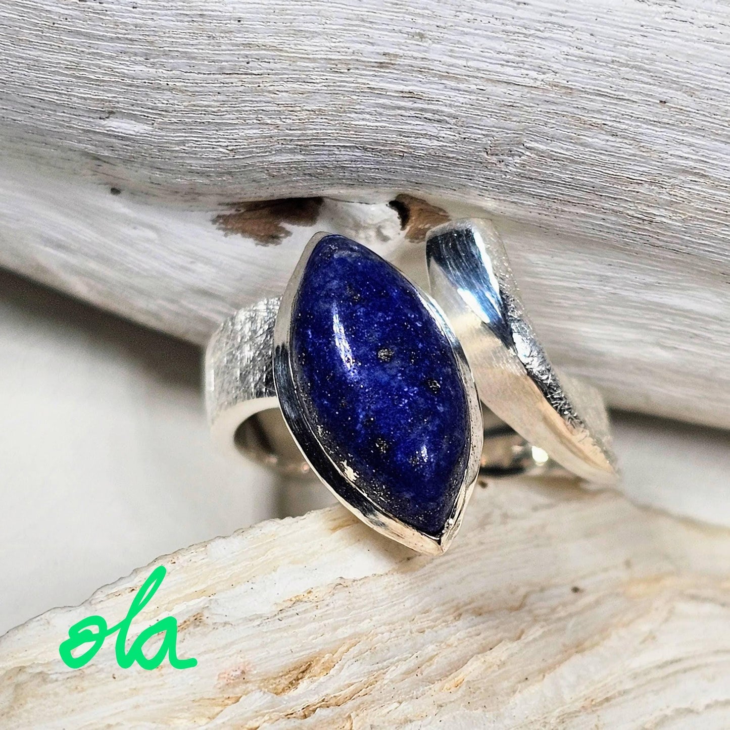 Silberring mit Lapislazuli