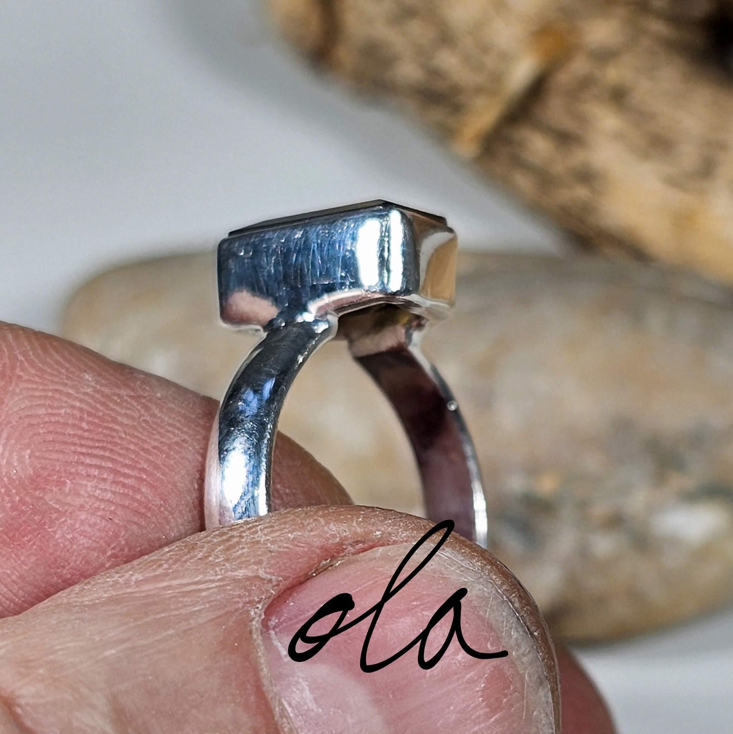 Labradorit-Ring in 925 Silber gefasst