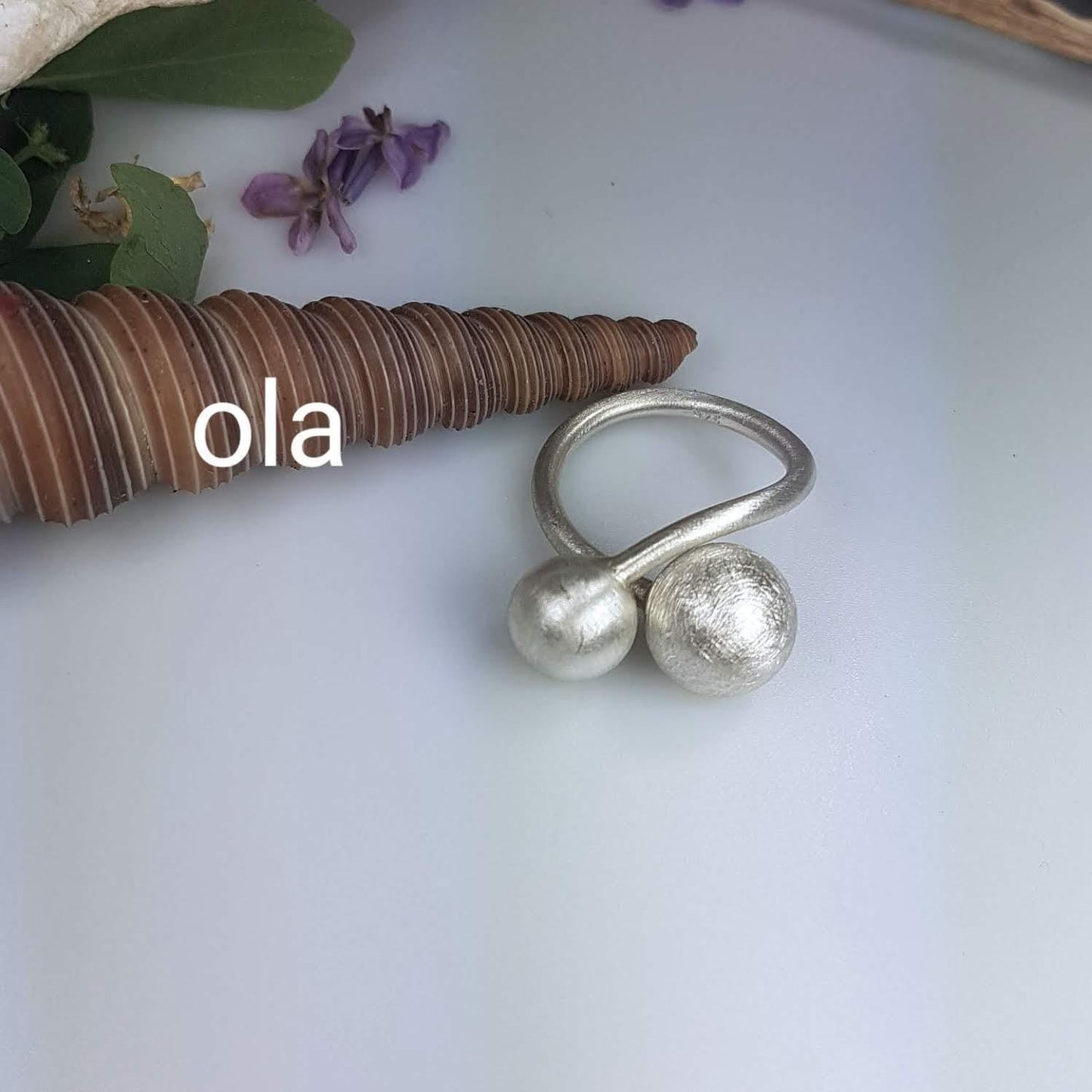 Ring mit Kugel aus 925 Silber