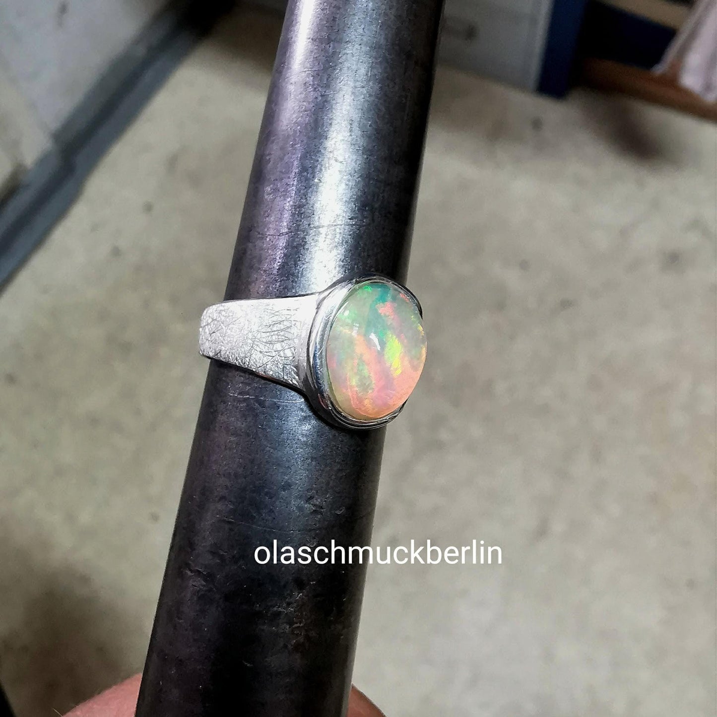 Opal Ring in 925 Silber gefasst