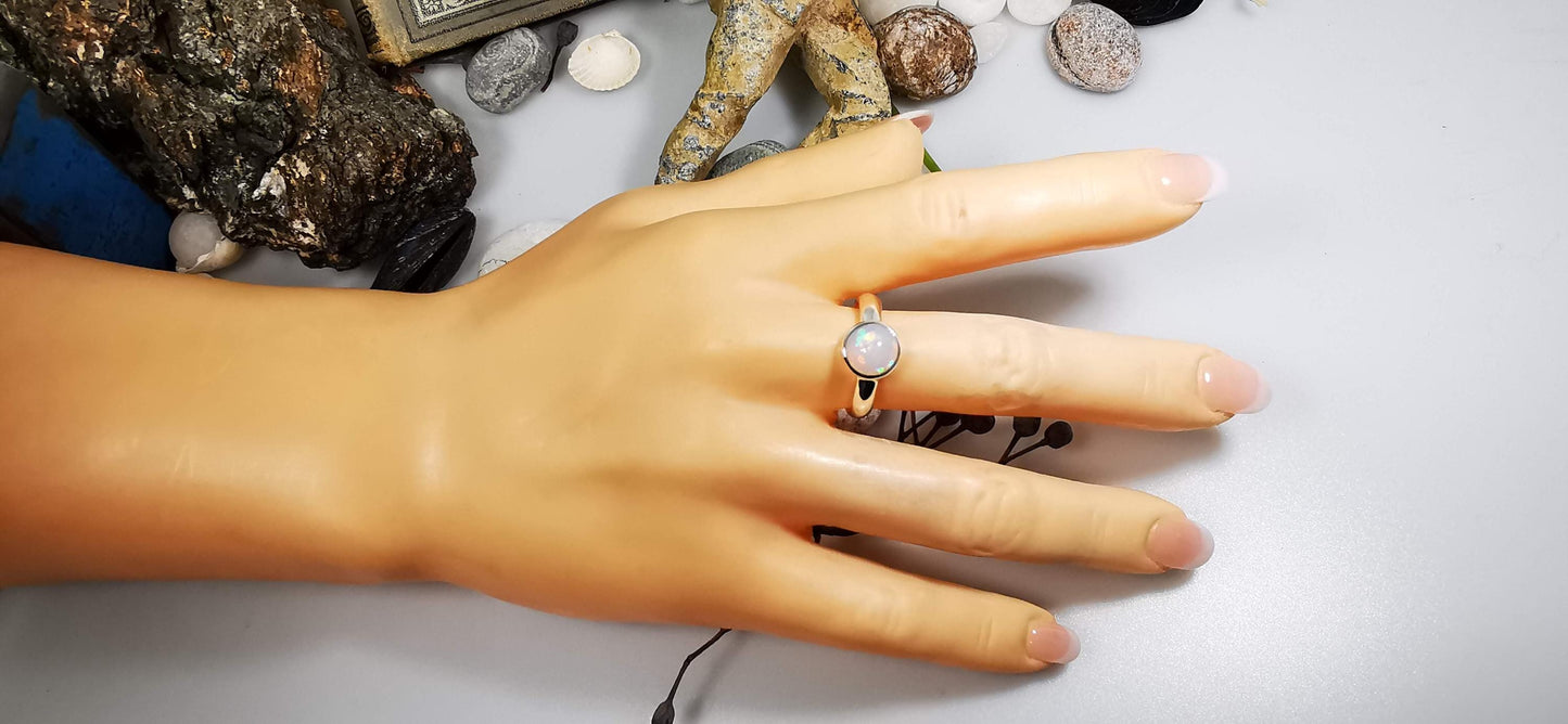 Opal Ring in 925 Silber gefasst