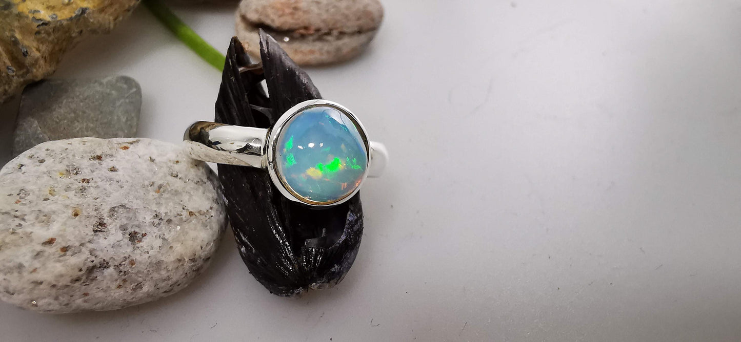 Opal Ring in 925 Silber gefasst