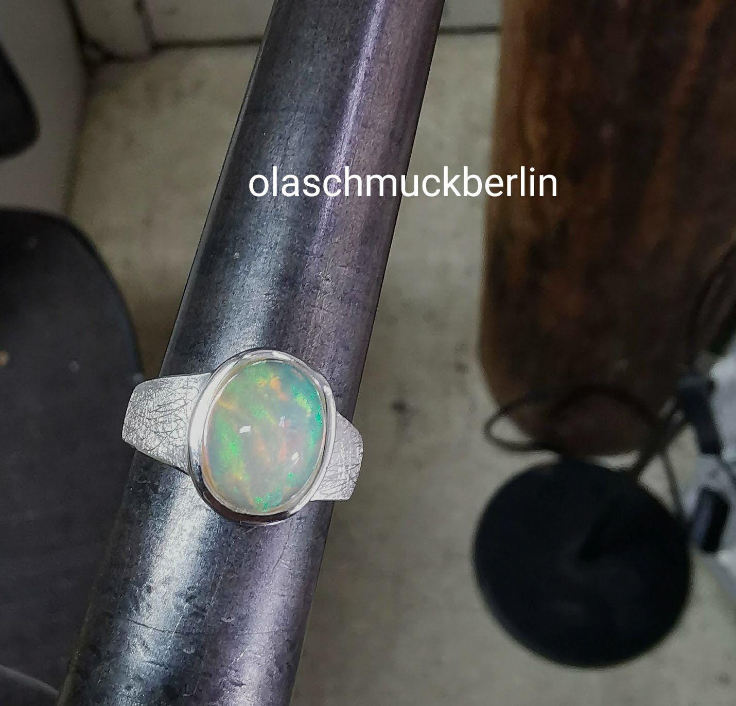 Opal Ring in 925 Silber gefasst