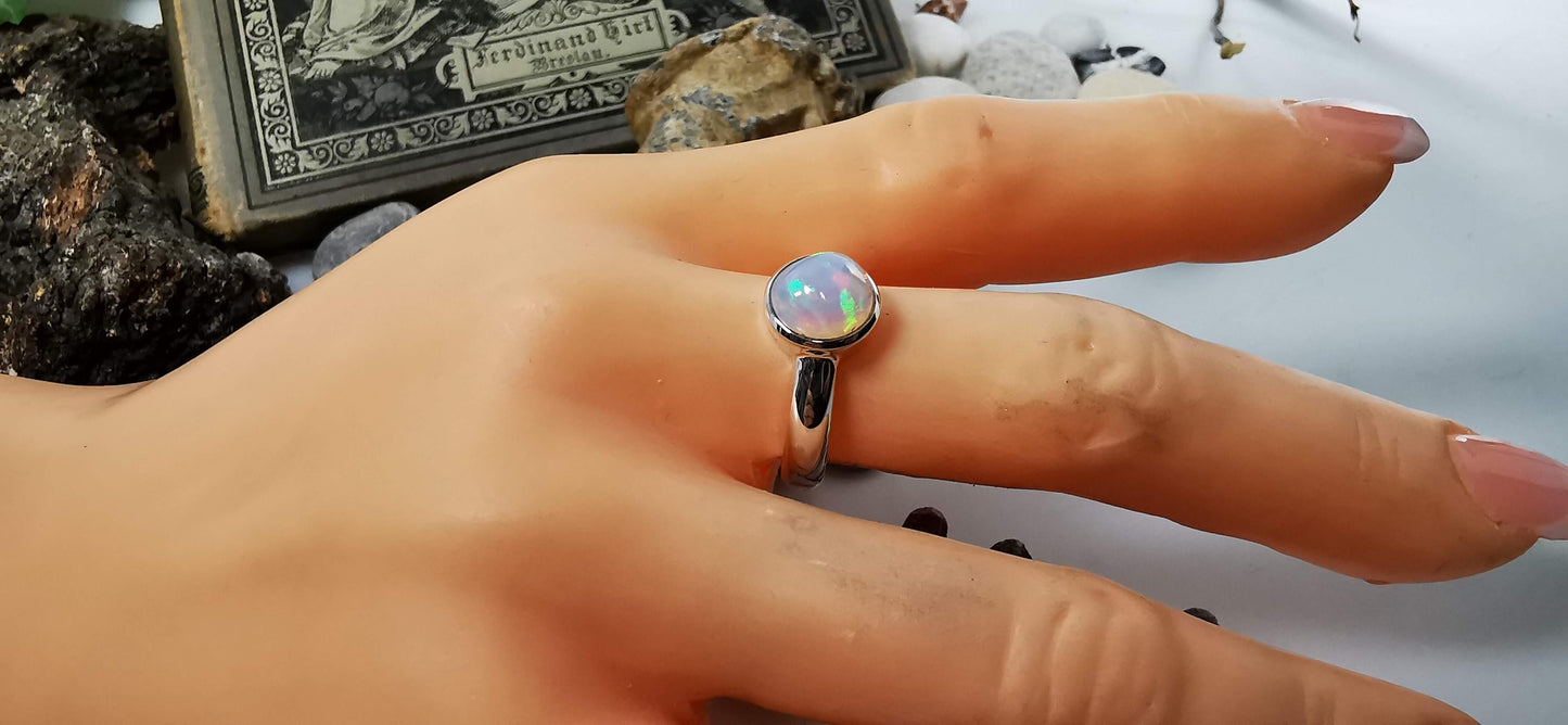 Opal Ring in 925 Silber gefasst