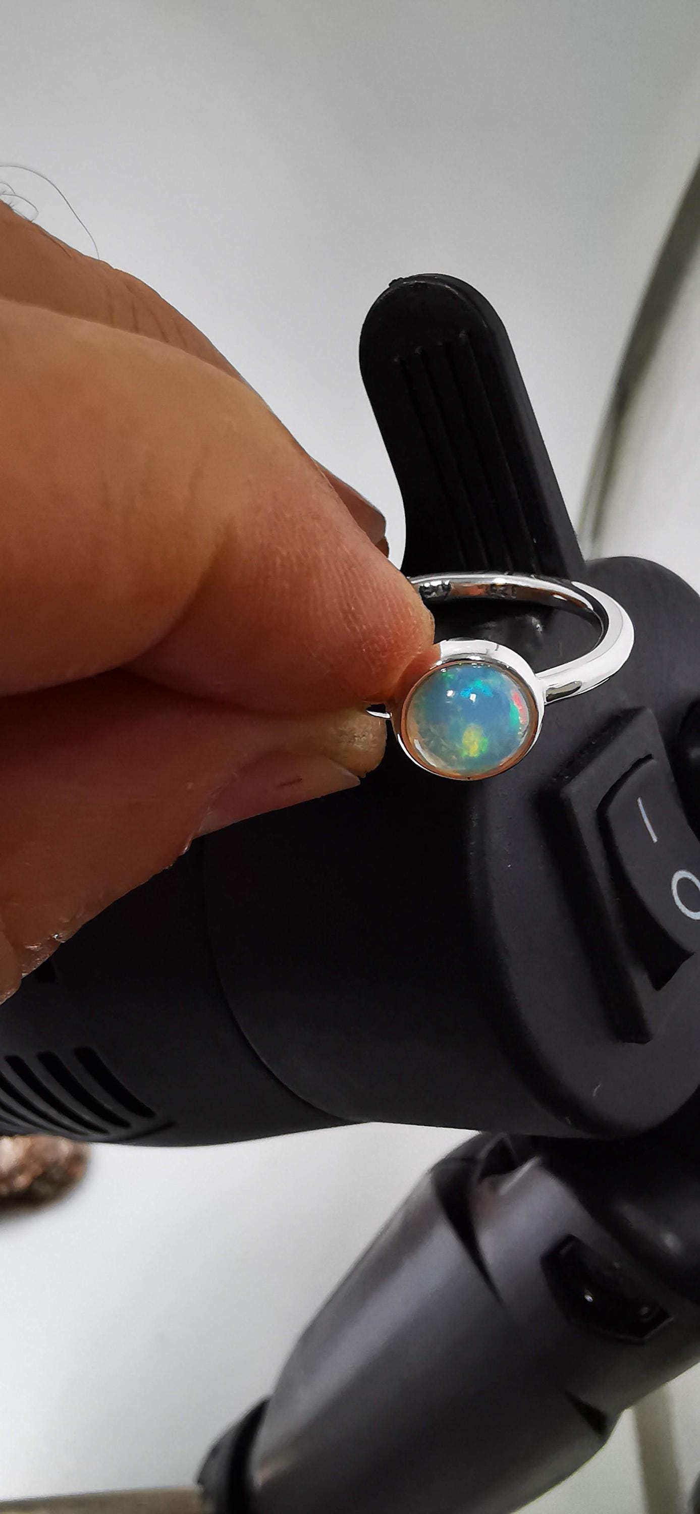 Opal Ring in 925 Silber gefasst